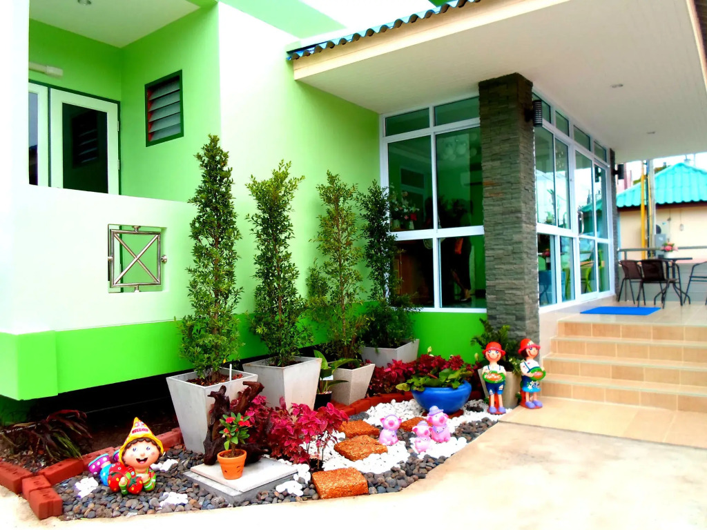 Yamjan Place
