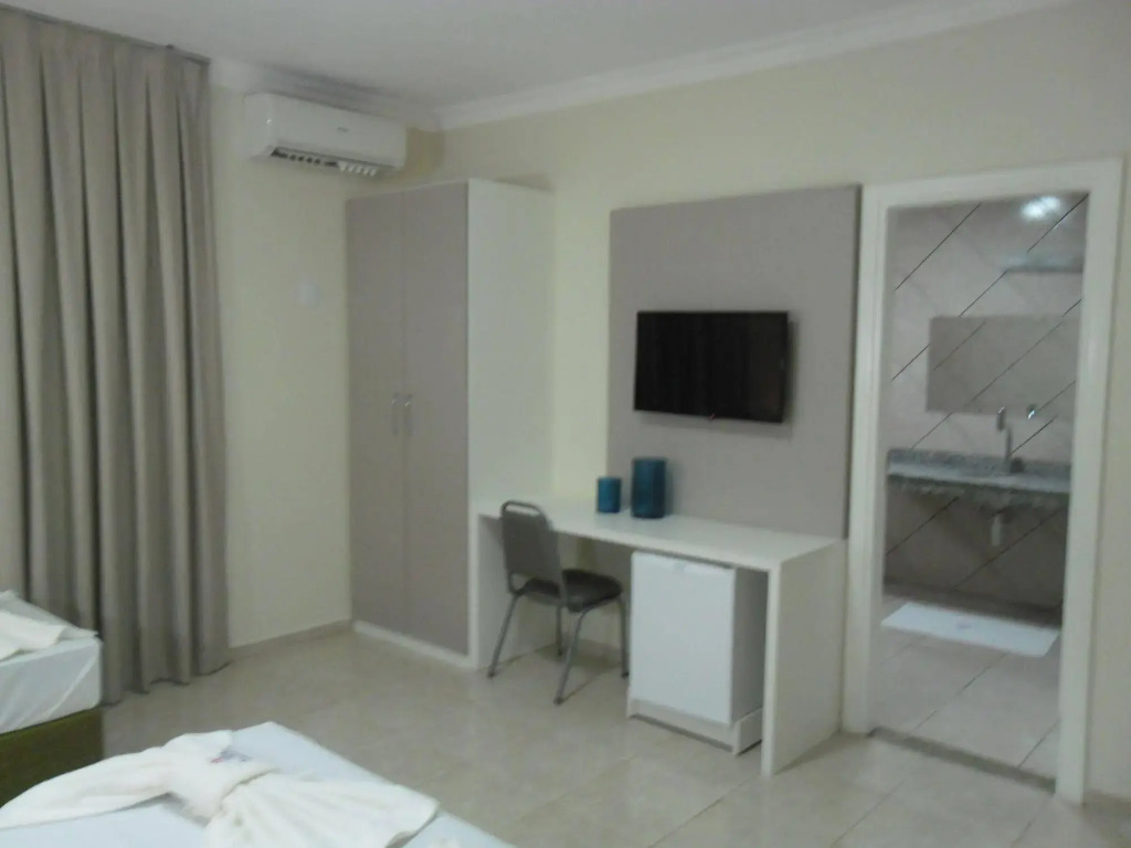 Ancora Hotel