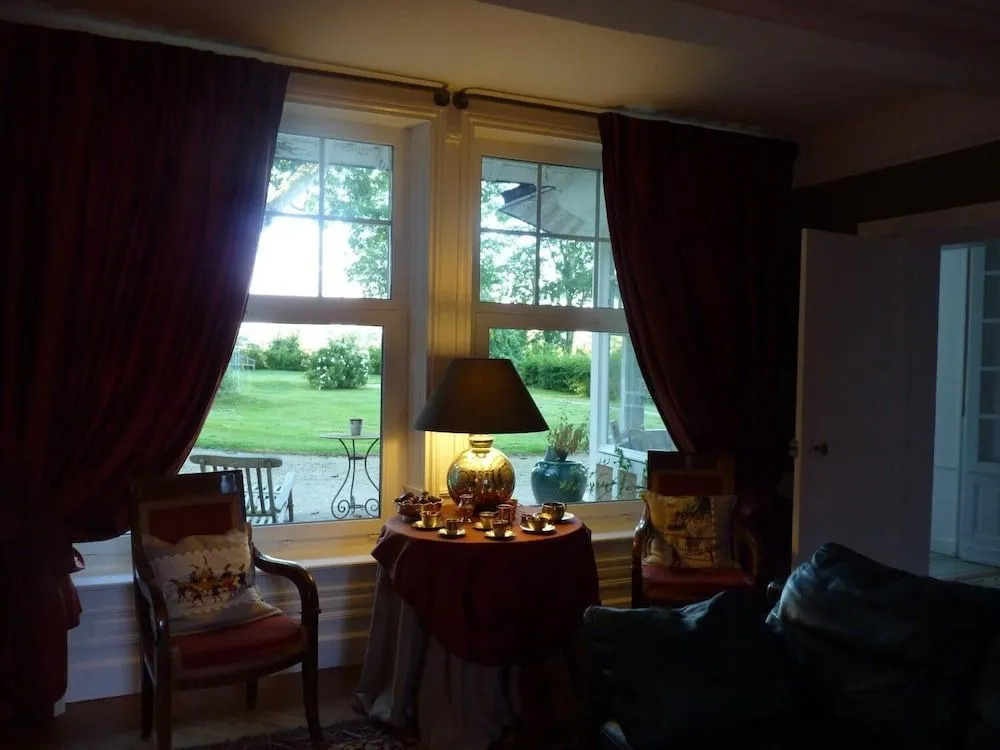 Chambres dHôtes Le Petit Sully