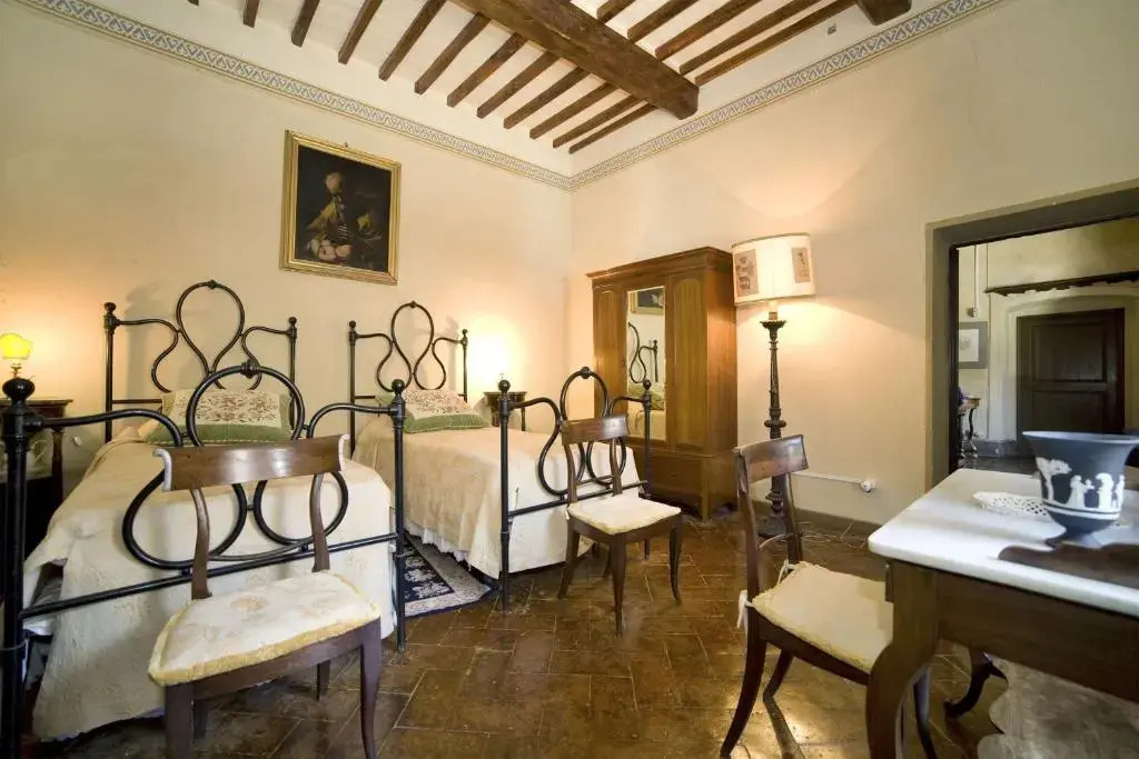 Torre Di Montelopio by Salogi Villas