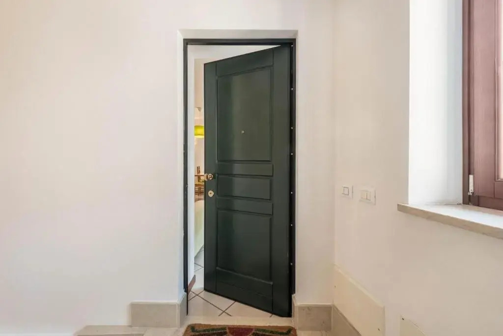 la terrazza del borgo con parcheggio