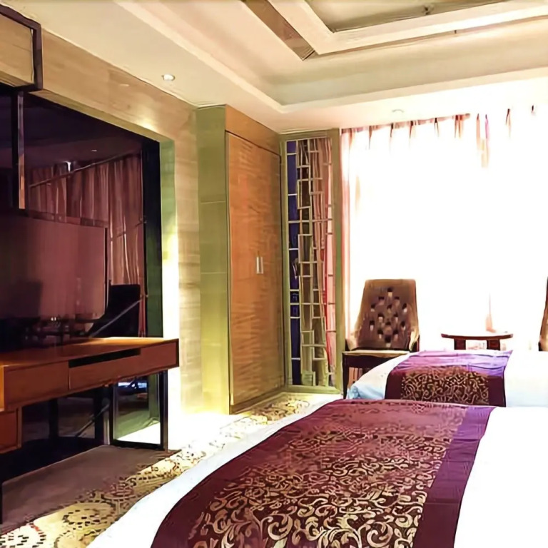 Yudi Hotel