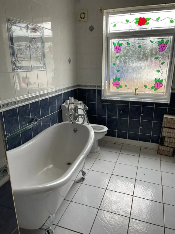 Beautiful 5 bed Farm Accommodation