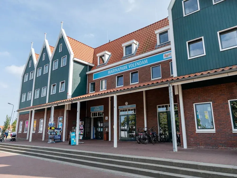 Nice Hotel Room Only 1 km From Volendam Centre