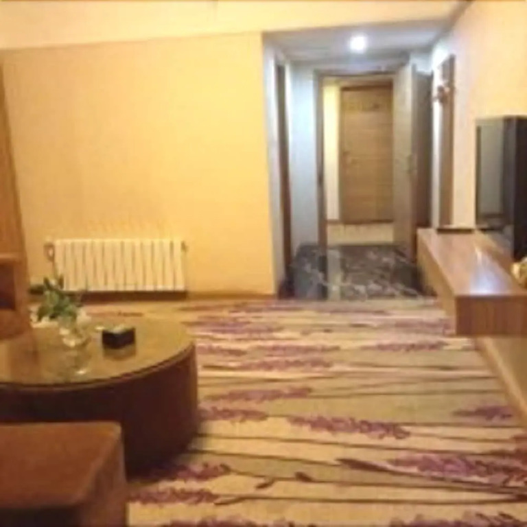 Qingdao Yunfatins Hotel