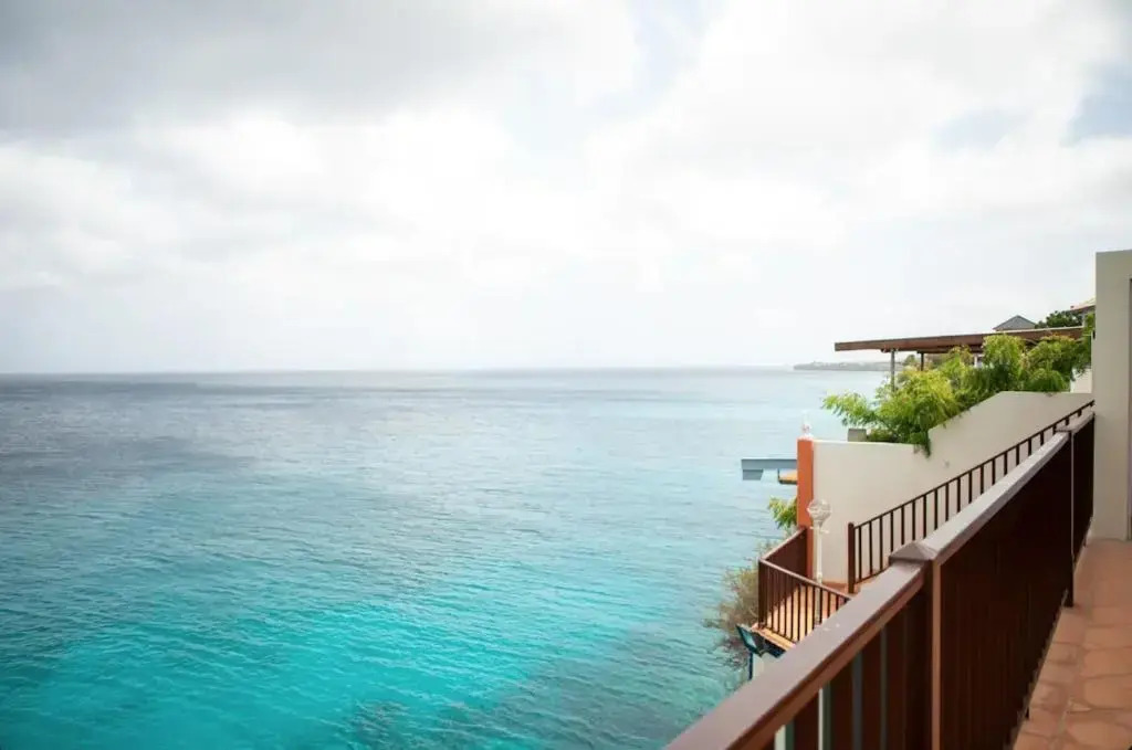 Lagun Ocean View Villa with Own Private Beach