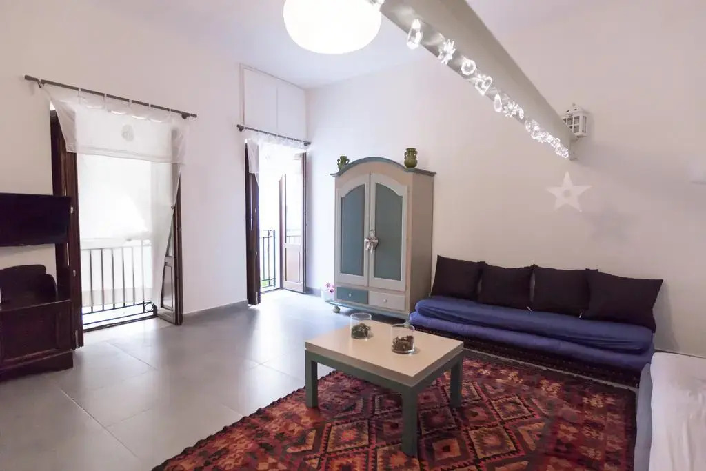 Short stay Apartment Violets house