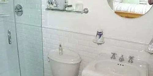 Seatuck Cove House Waterfront B&B