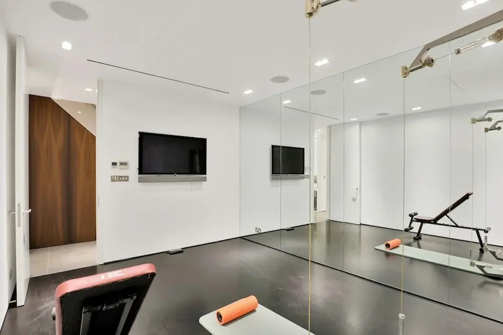 Paddington Luxury 3-bed Mews Private Cinema Gym