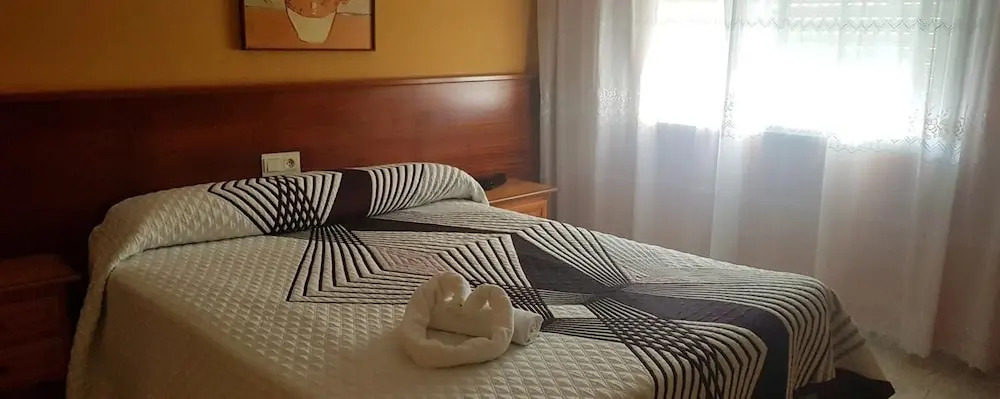 HOTEL OS PAZOS familiar