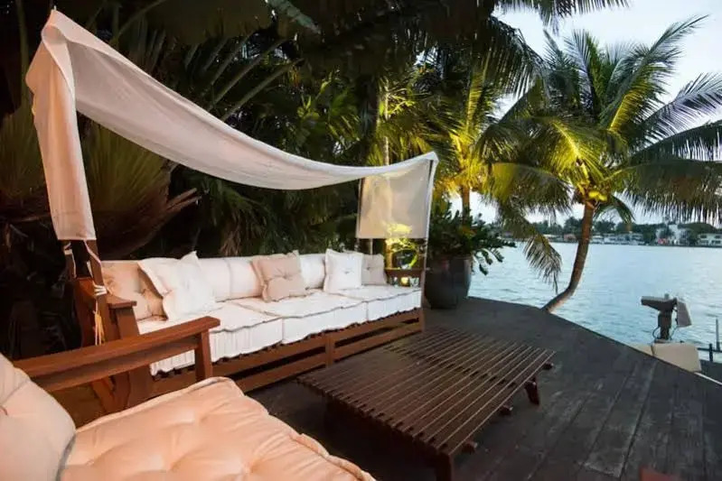 Stunning Balinese Style Villa