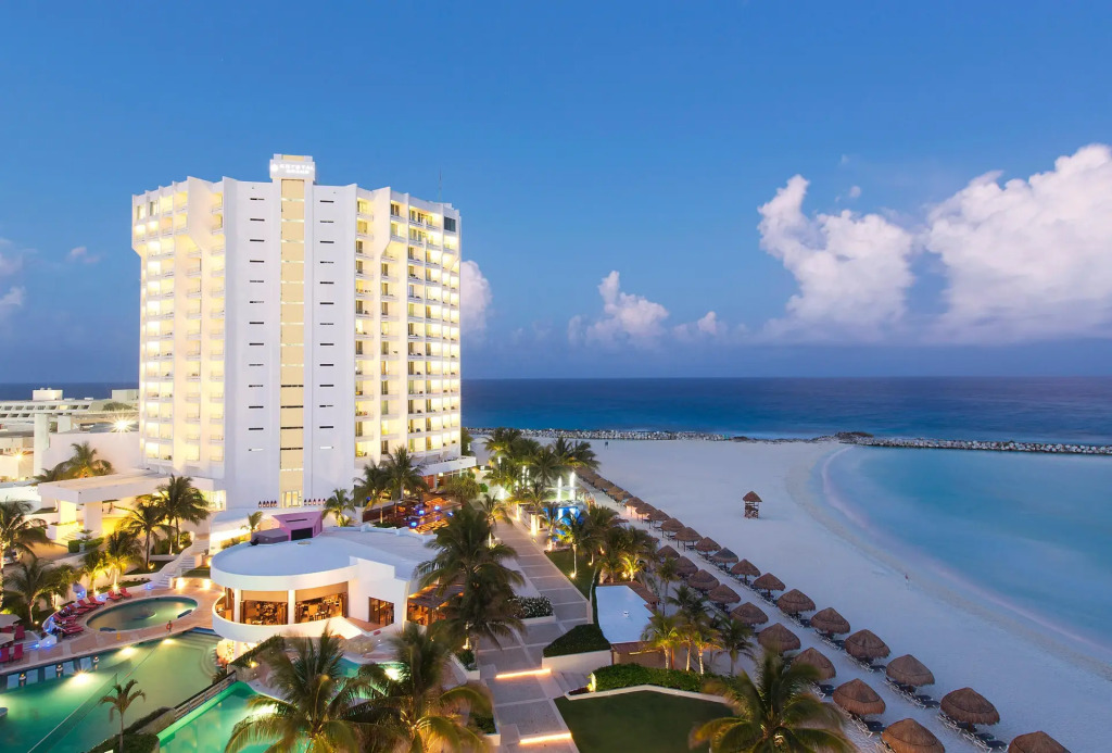 Krystal Grand Cancun All Inclusive