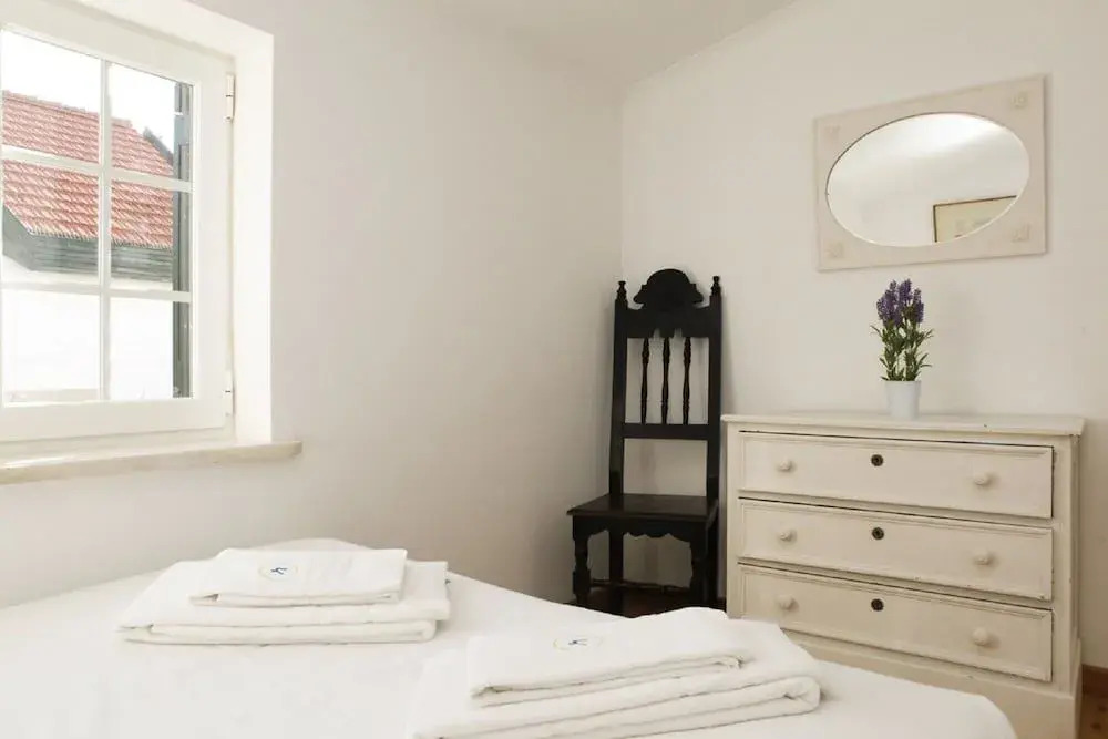 Cushy Apartment with garden in Estoril