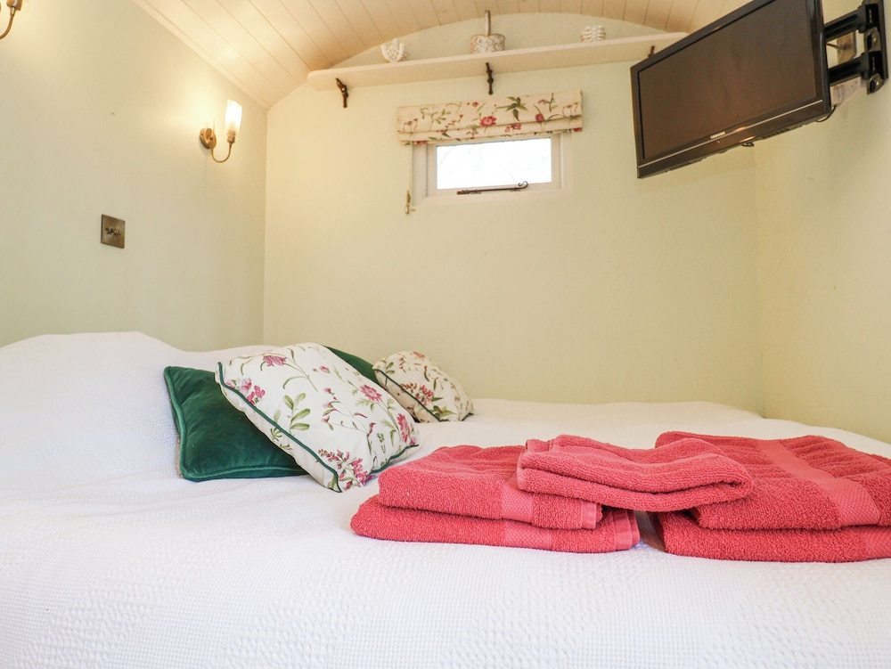 Woodlands Retreat Shepherd's Hut