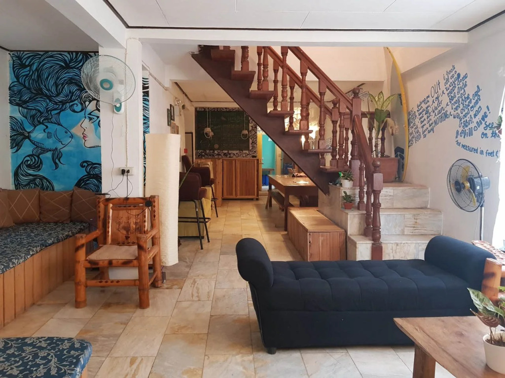 Go Surfari House