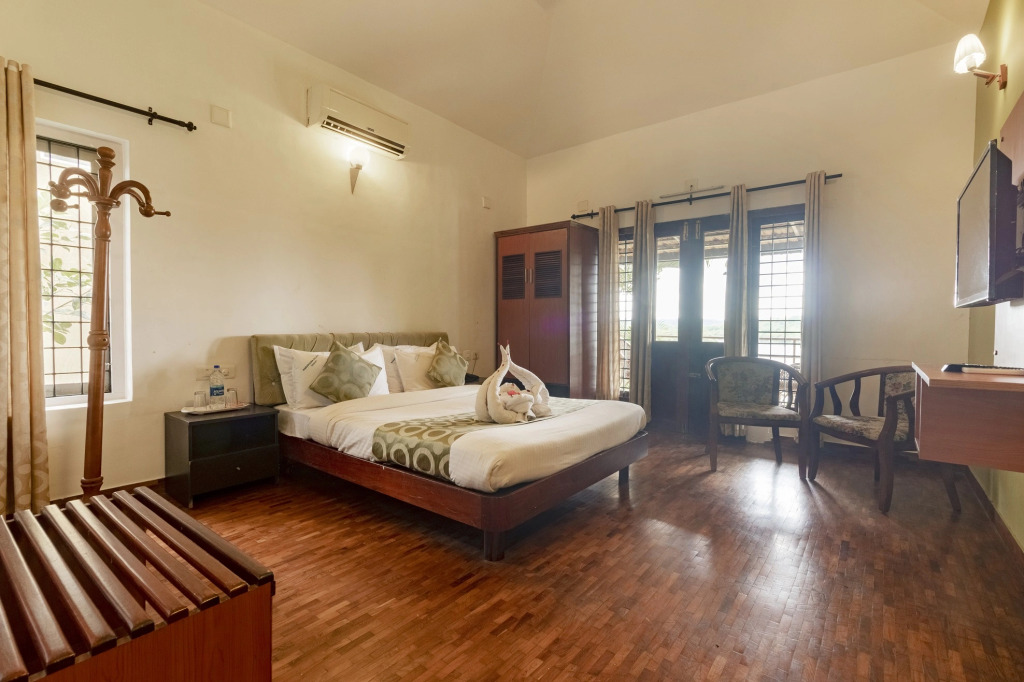 Karapuzha Village Resort