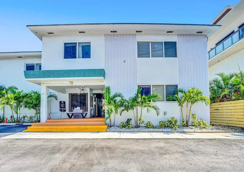 Coast Studio | Free Parking | Pool | Near Beach