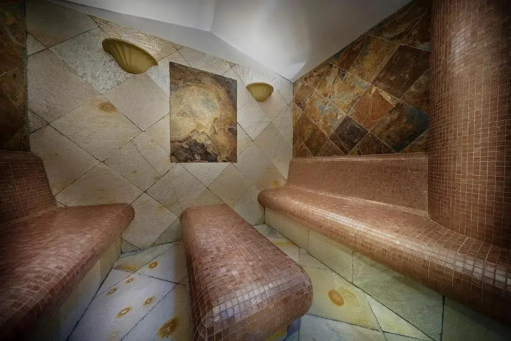 Carlsbad Plaza Medical Spa & Wellness hotel