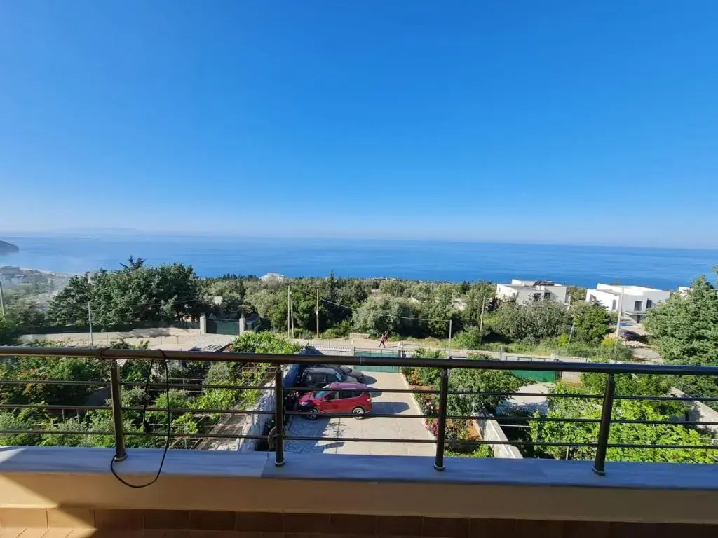 Dhori House Dhermi