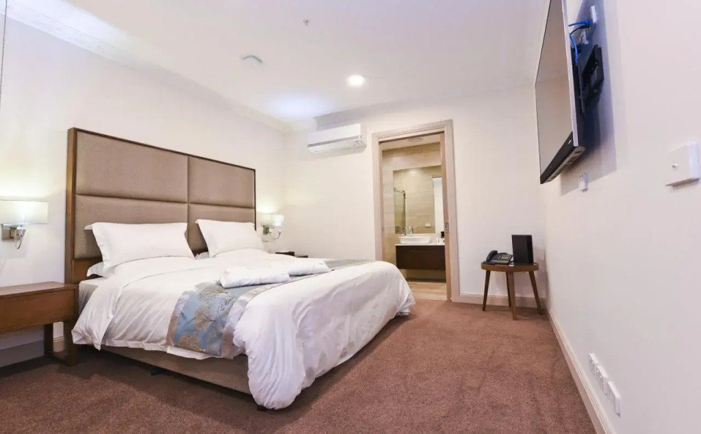 Clarendon Hotel South Melbourne