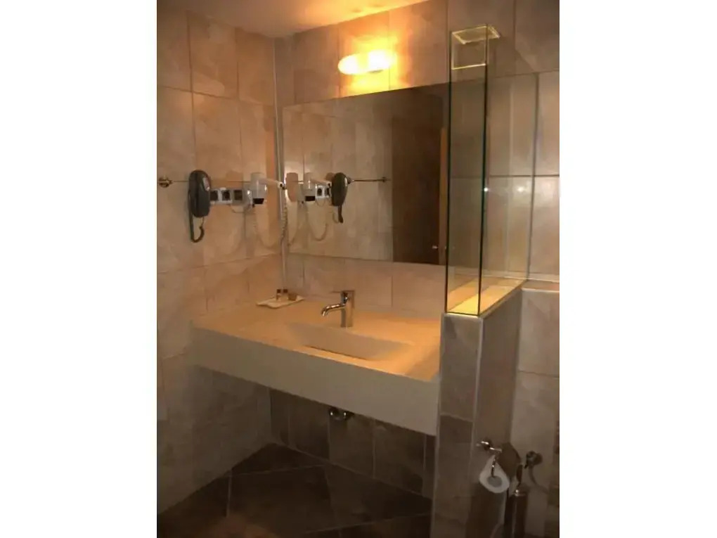 Hotel Ayata