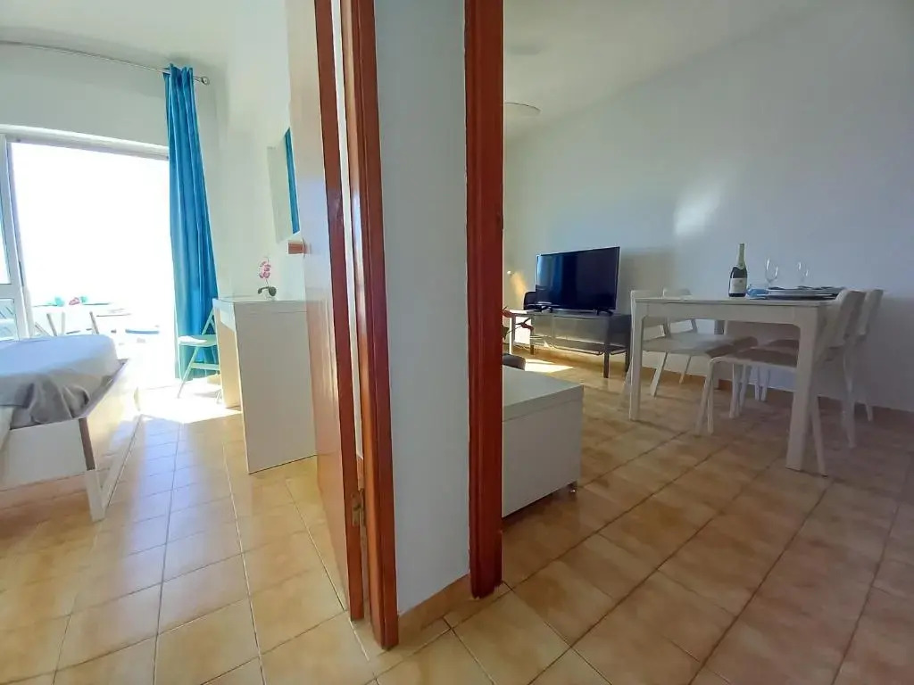 Mira Atlântico 13- Terraço Com Vista Mar e Cidade, Wifi, 80mt Praia