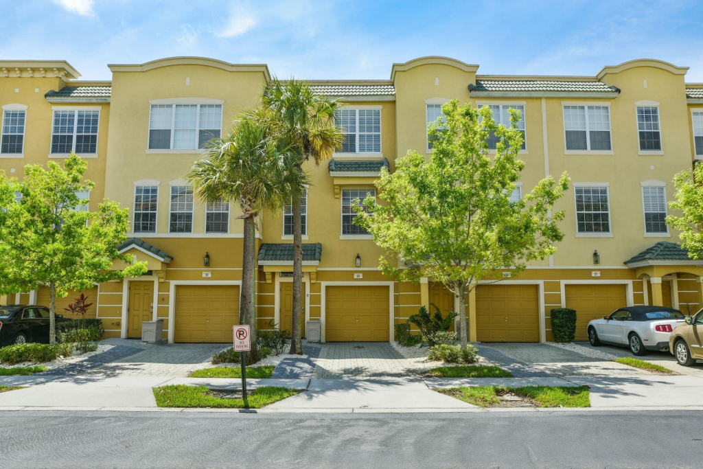 ACO - Vista Cay Apartment 1529