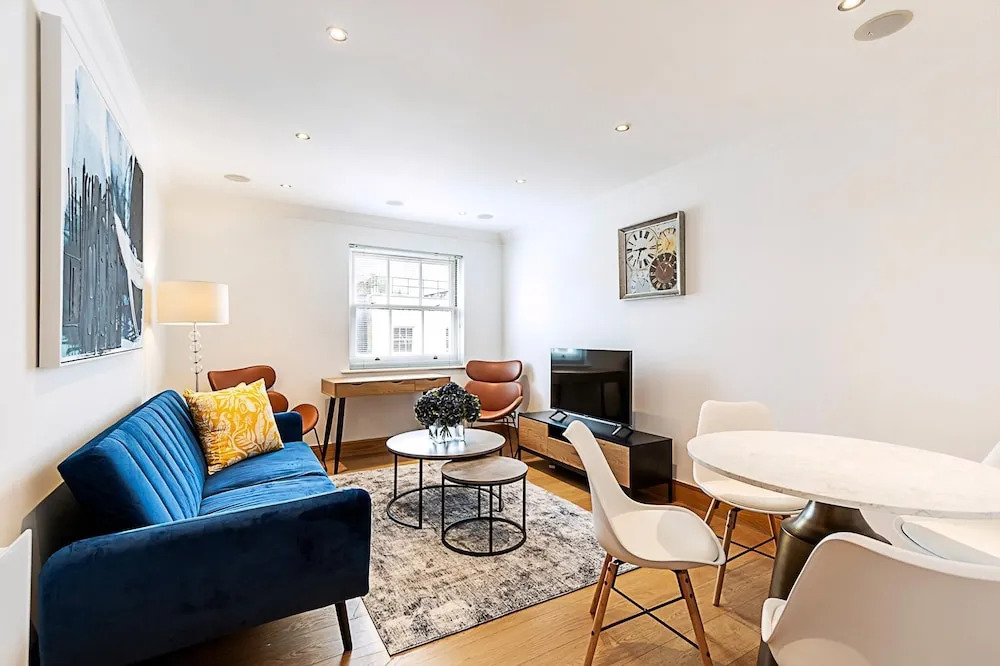 Elegant and Cosy Family Apartment in Marylebone