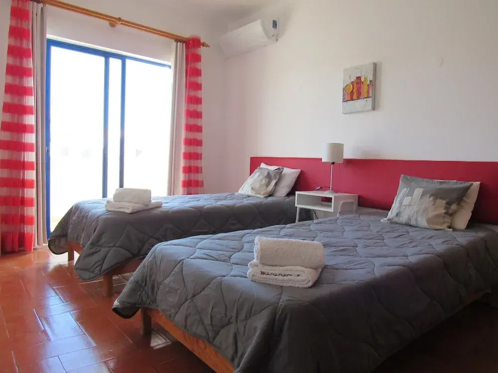 Albufeira 2 Rooms Central Large Apart, Pool, Wifi