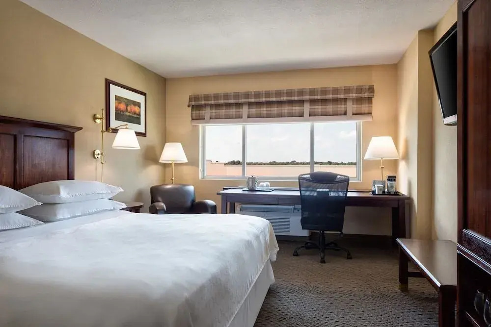 Sheraton Hotel Midwest City at the Reed Conference Center