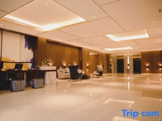 Yinhu Junyi Hotel（Wildlife Park）