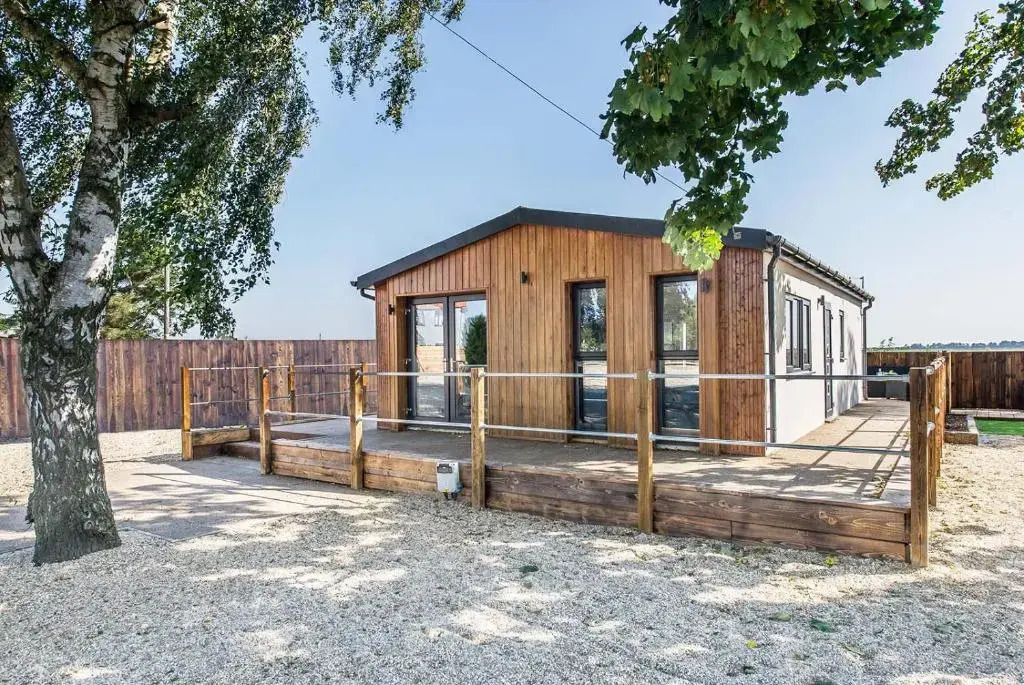White Horse Holiday Park, Lincoln with Private Hot Tubs