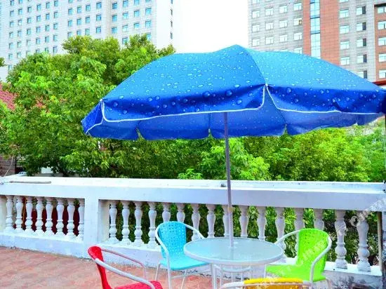 Maple Garden Youth Hostel (Wuchang Railway Station Shouyi Road Subway Station Branch)