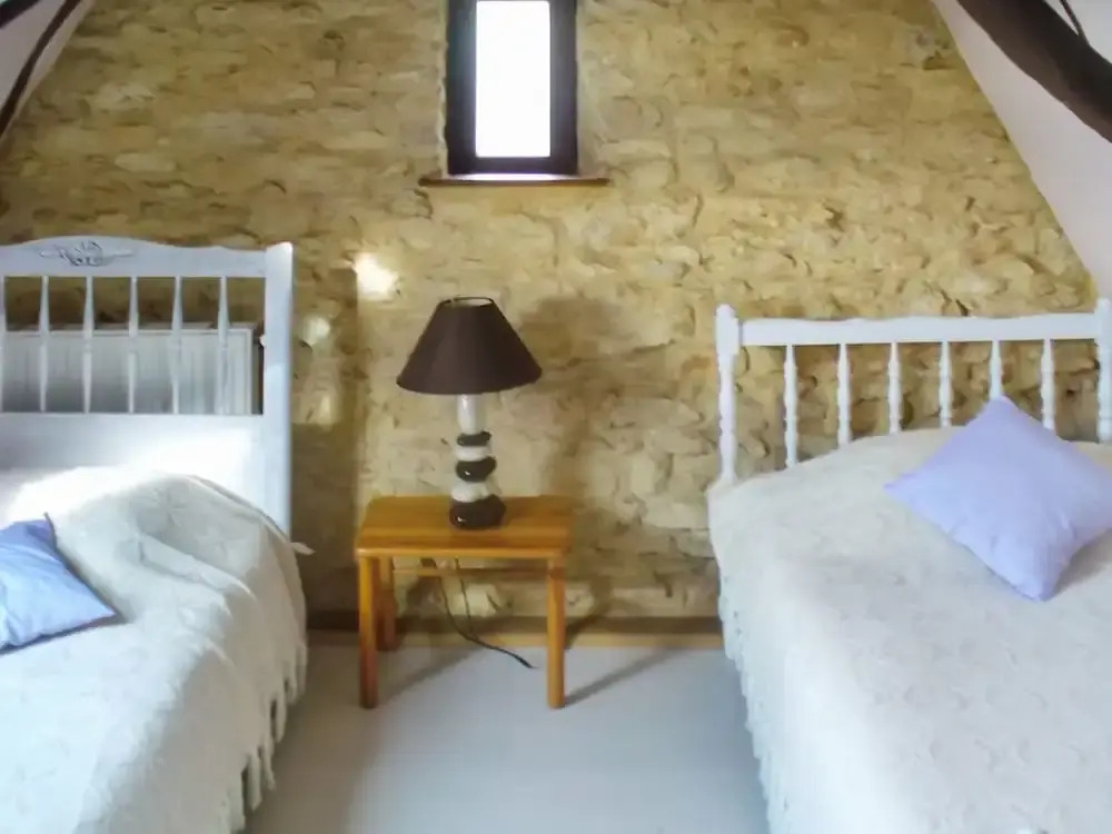 House With 2 Bedrooms in Les Eyzies-de-tayac-sireuil, With Enclosed Ga