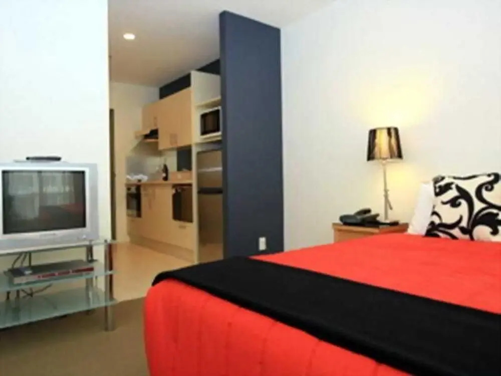 Central Terrace Apartment Hotel
