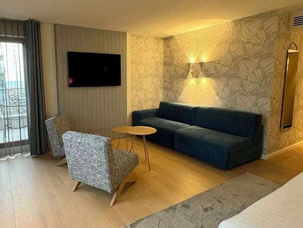 Hotel Iris