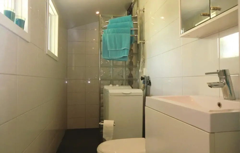 Stunning Home in Borgholm With 4 Bedrooms and Wifi