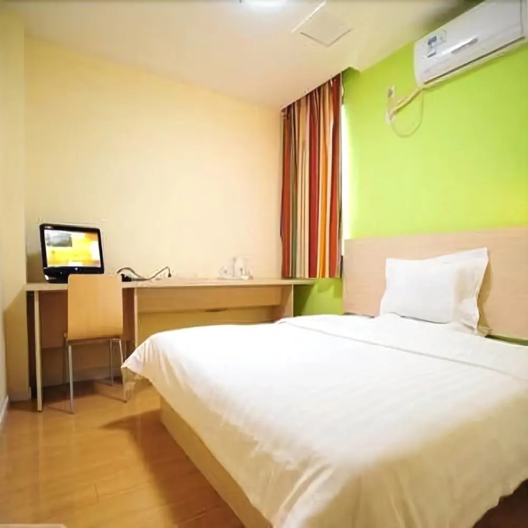 7 Days Inn