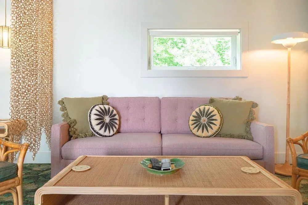 Rye Motor Inn - Oceanfront, Walk to Beach