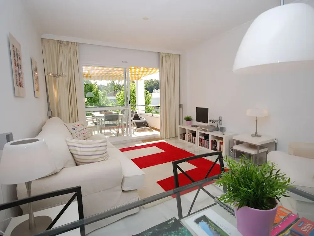 Beautiful Apartment in Nueva Andalucía With Swimming Pool