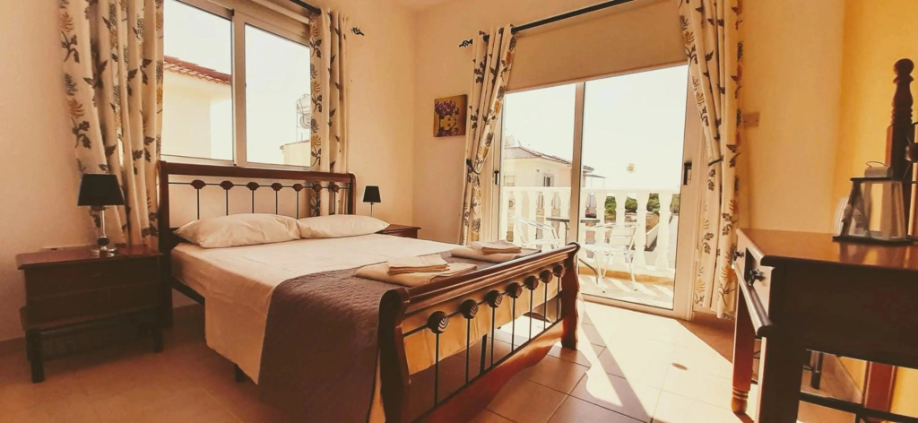 SUNNY HOME