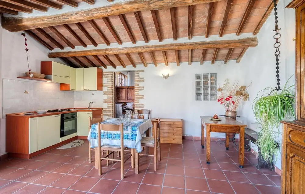 Cozy Home In Monticiano
