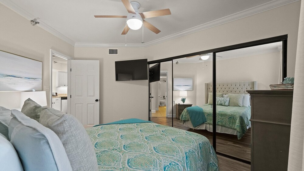 Pelican Pointe #1003 by Southern Vacation Rentals