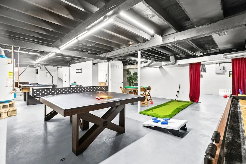 The Waterfront - Waterslide Game Room Sleeps 26