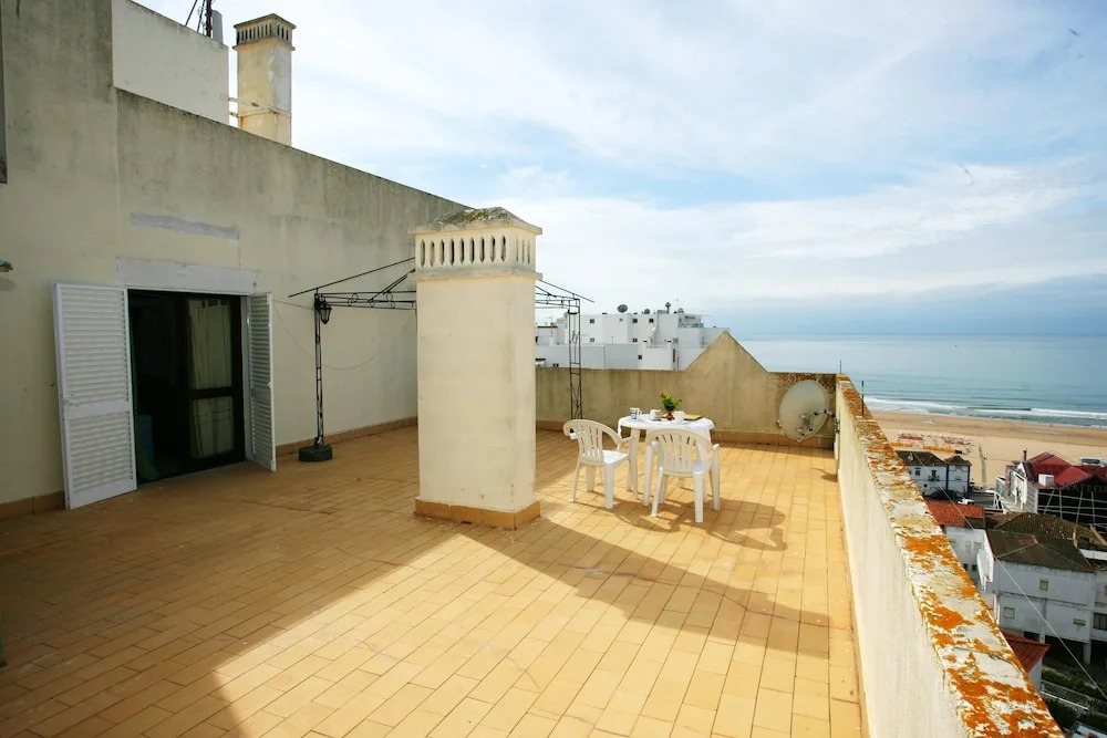 Apartment With one Bedroom in Portimão, With Wonderful sea View, Shared Pool and Terrace