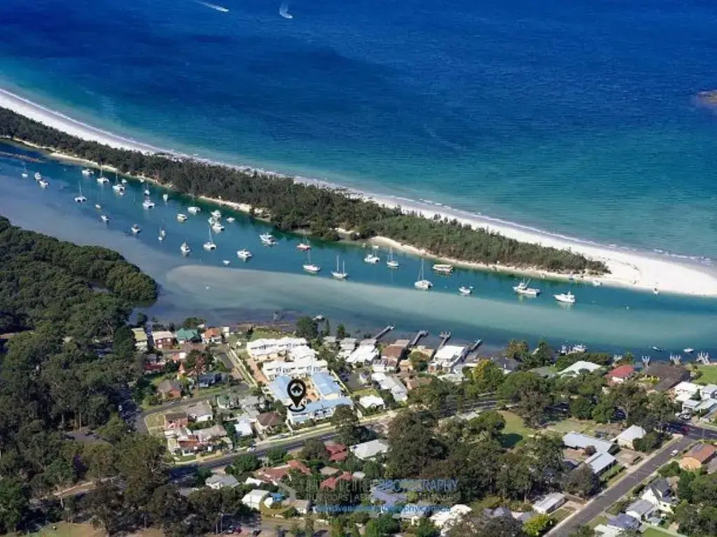The Porthole of Huskisson by Experience Jervis Bay