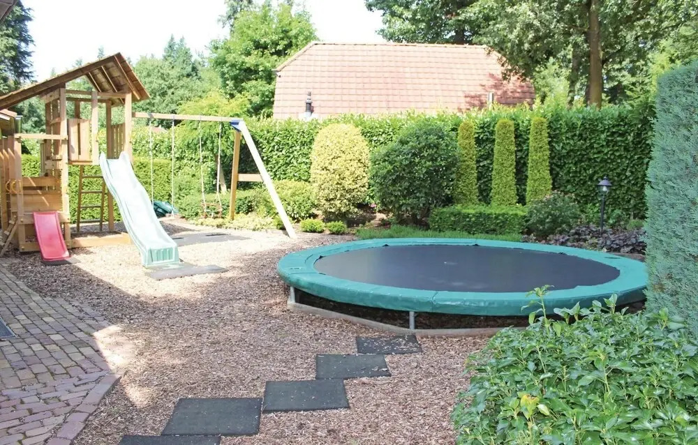 6 Bedroom Lovely Home In Lunteren
