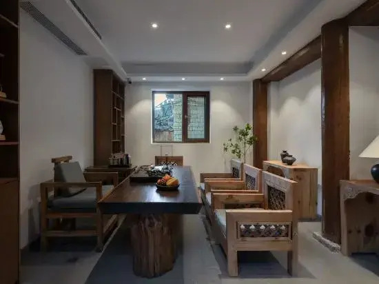 Niujia Courtyard Designer Meisu (Lijiang Ancient City Dashuiche)