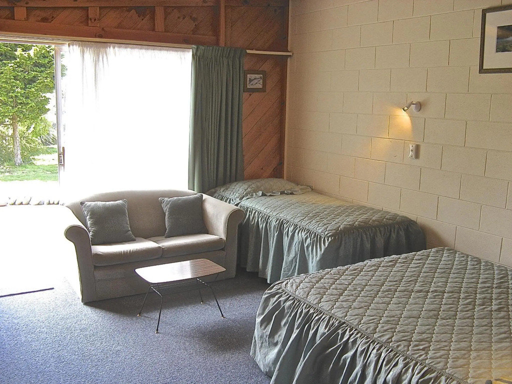 Tongariro River Motel