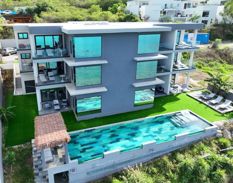 condostmaarten by the sea